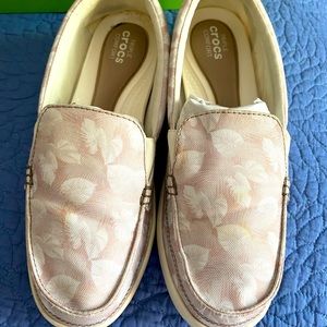 Crocs Walu II canvas loafer